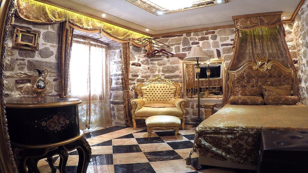 Cattaro Royale Apartment ภายนอก รูปภาพ