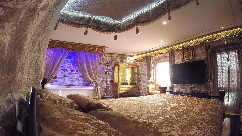 Cattaro Royale Apartment ภายนอก รูปภาพ