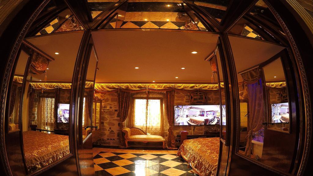 Cattaro Royale Apartment ภายนอก รูปภาพ