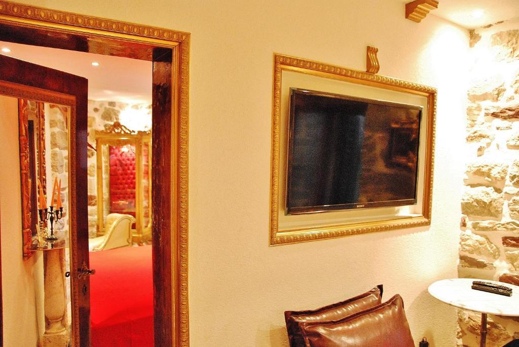 Cattaro Royale Apartment ภายนอก รูปภาพ